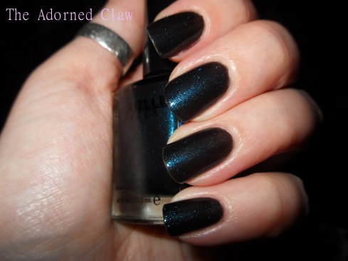 Blackened Bleu Swatch