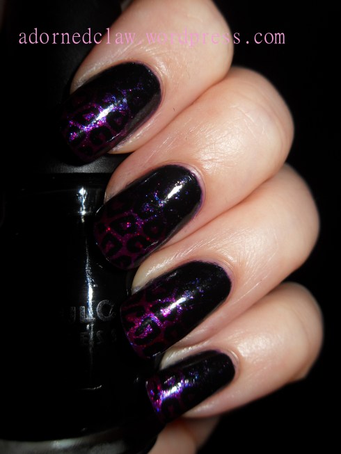 Glitter Gradient Leopard Nails