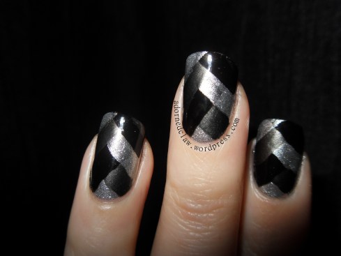Black silver grey braided nails