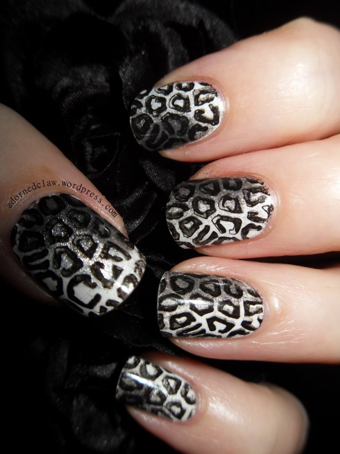 Snow leopard Nails