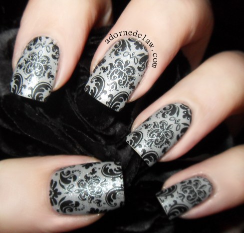 Matte Damask Nail art