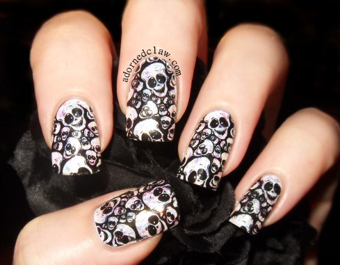 Happy Glitter Skulls