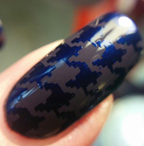 A England Houndstooth Nail Art